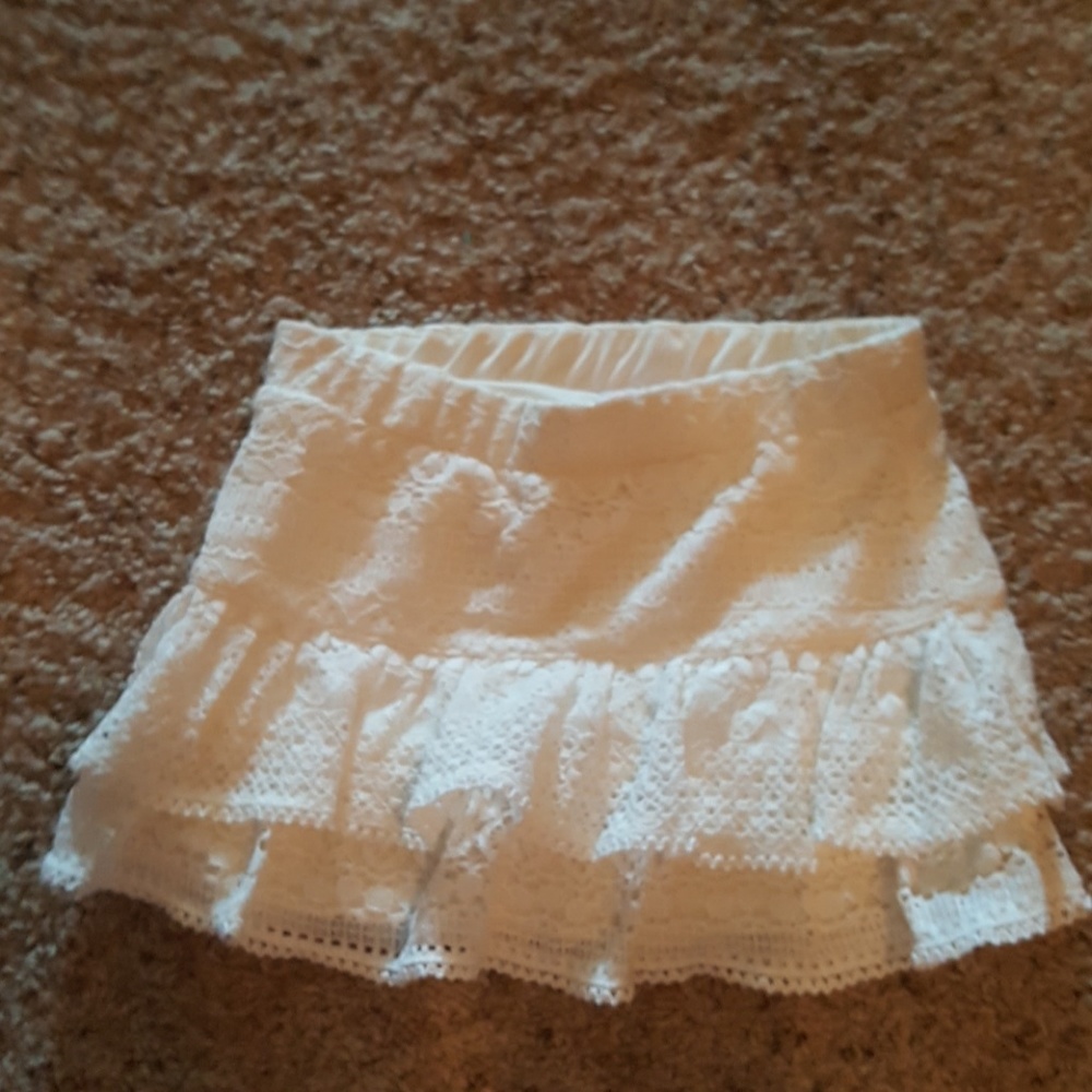 Justice girls white beautiful skirt